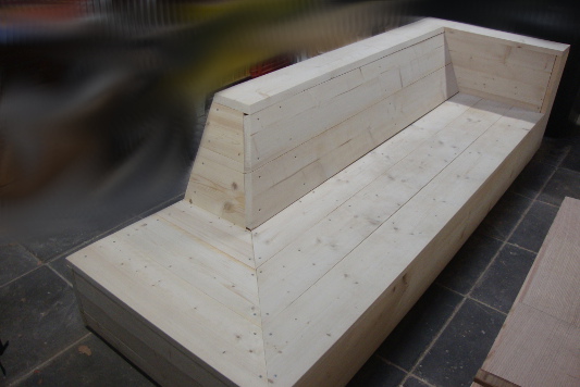 scaffolding wood bench
